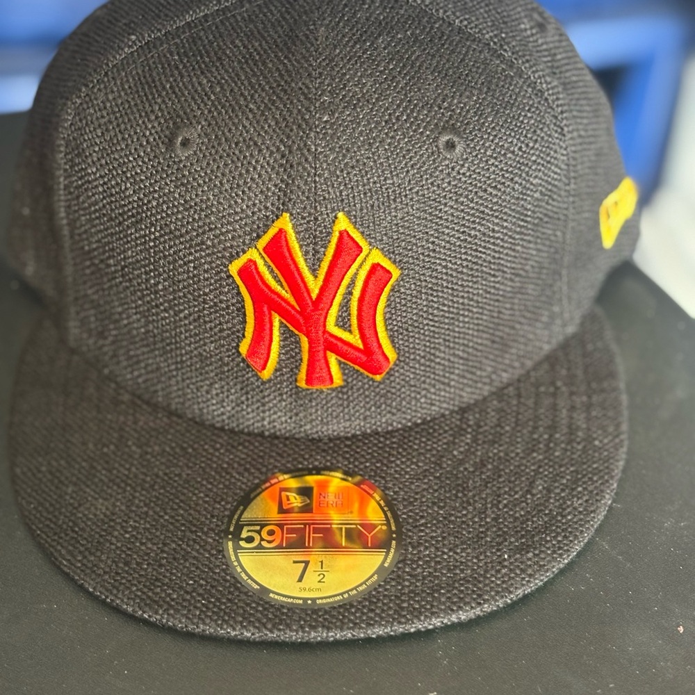 New era New York Yankees black hemp fitted hat 7 1/2
